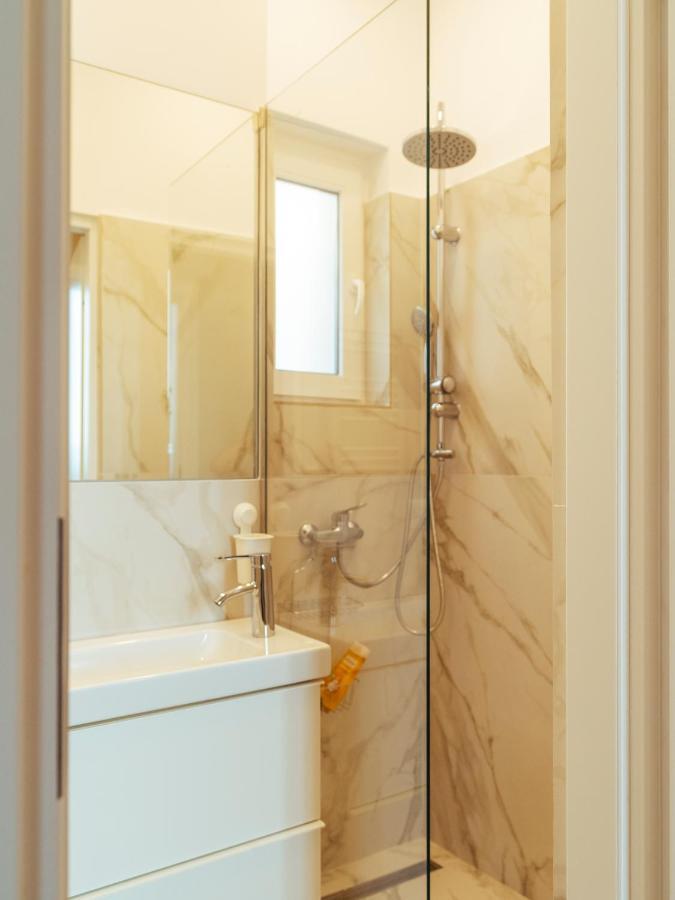 Beautiful Apartment - Top Location - Amazing Balcony Bukarest Exterior foto